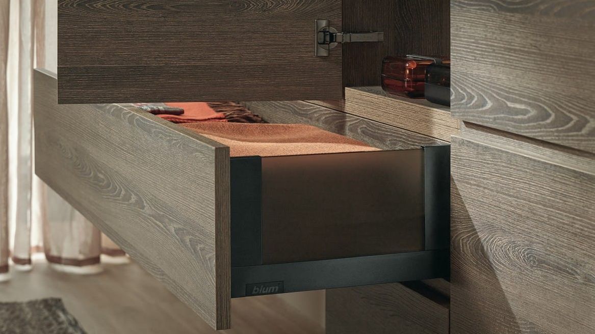 Hinges 3