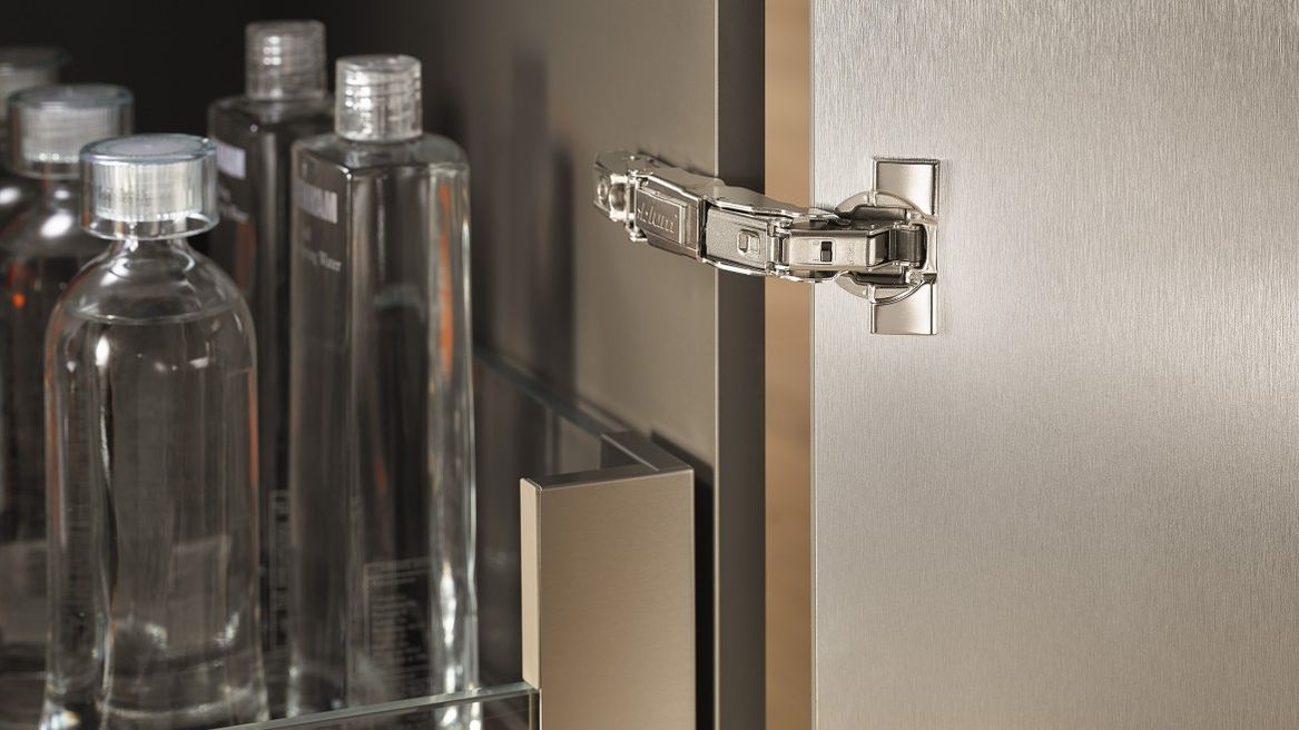 Hinges 6