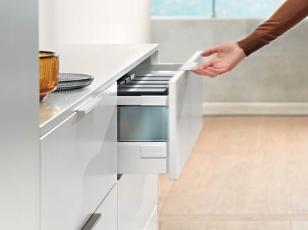 Metal Drawers 6